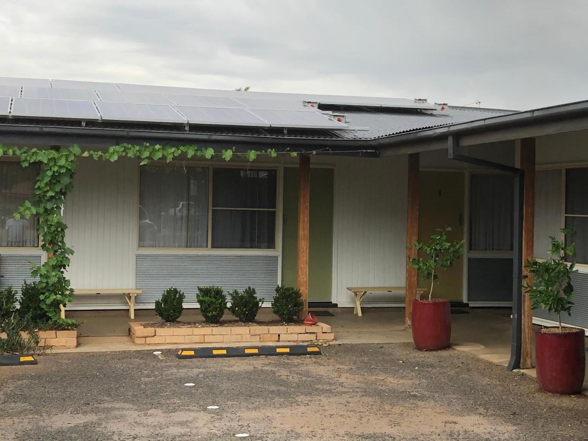 Memphis Motor Inn Parkes Ngoại thất bức ảnh