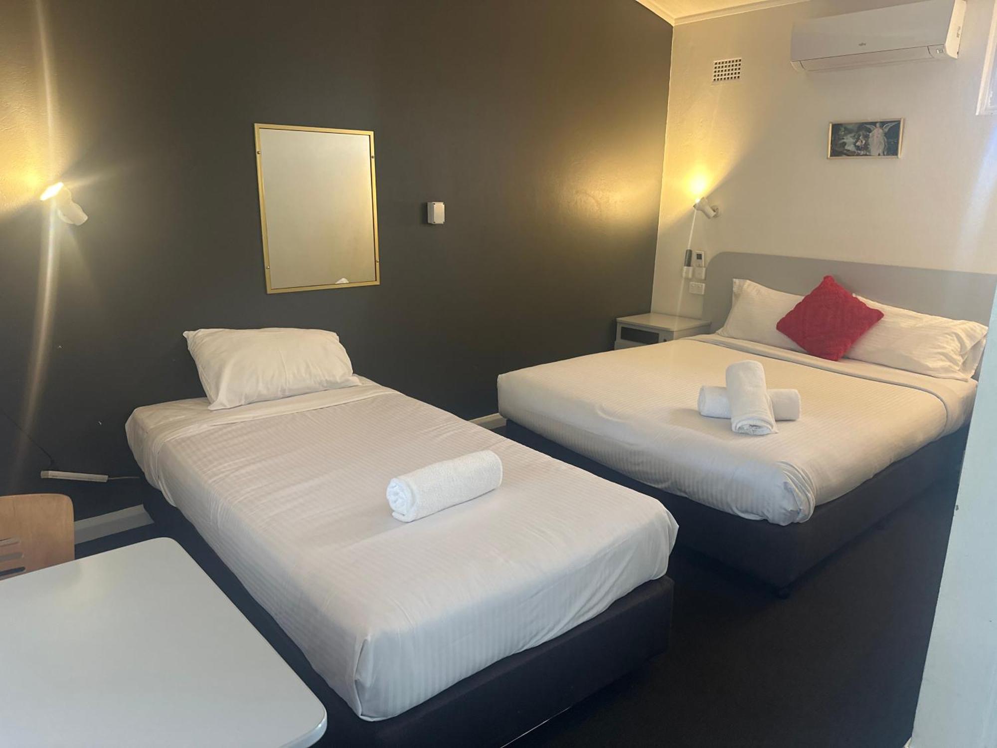 Memphis Motor Inn Parkes Ngoại thất bức ảnh